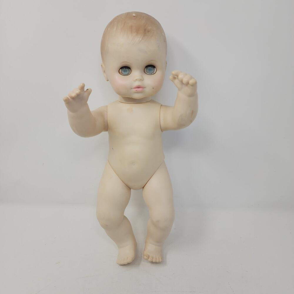 Vintage 1982 Royal House Of Dolls Inc 14" Haunted Scary Baby Doll Shut Eye